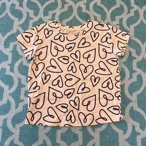 Cat & Jack Black and White Heart Short Sleeve T-Shirt